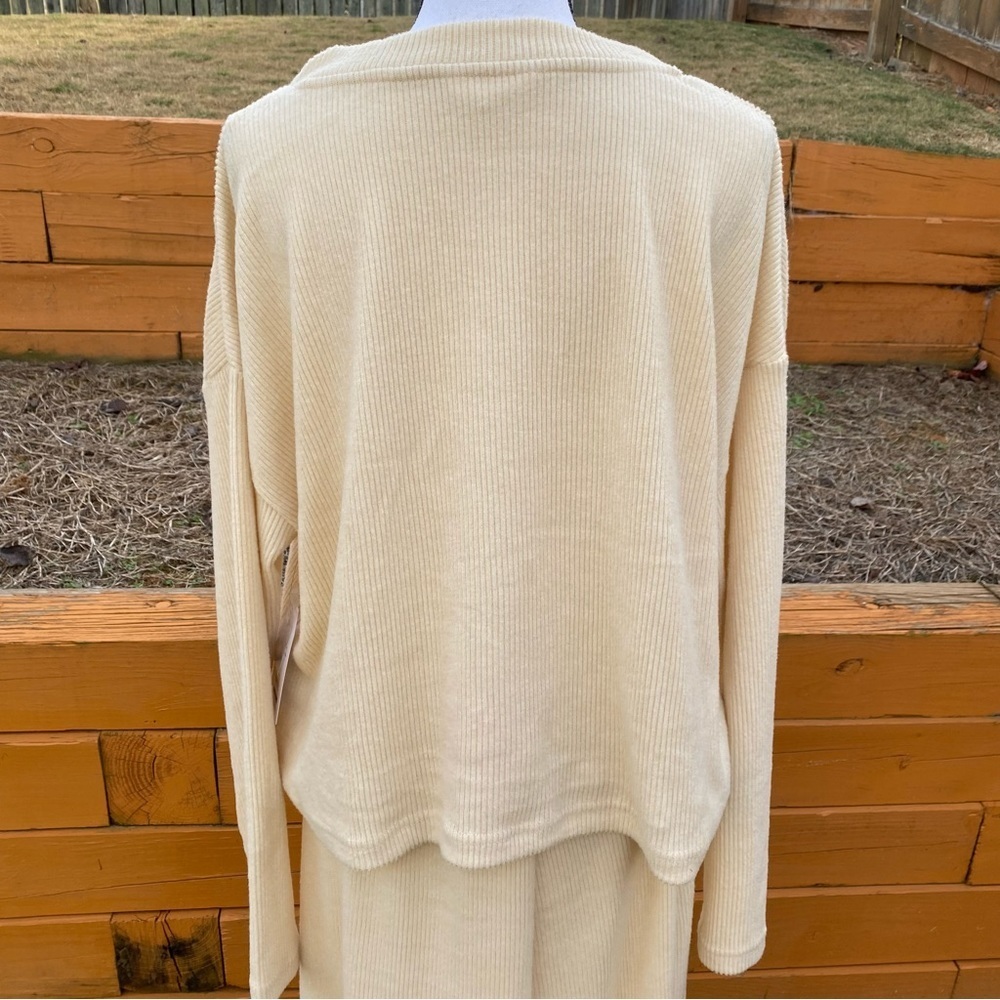Time and Tru Women’s Cardigan and Skirt 2PC Set Size 20 XXL - Picture 8 of 8